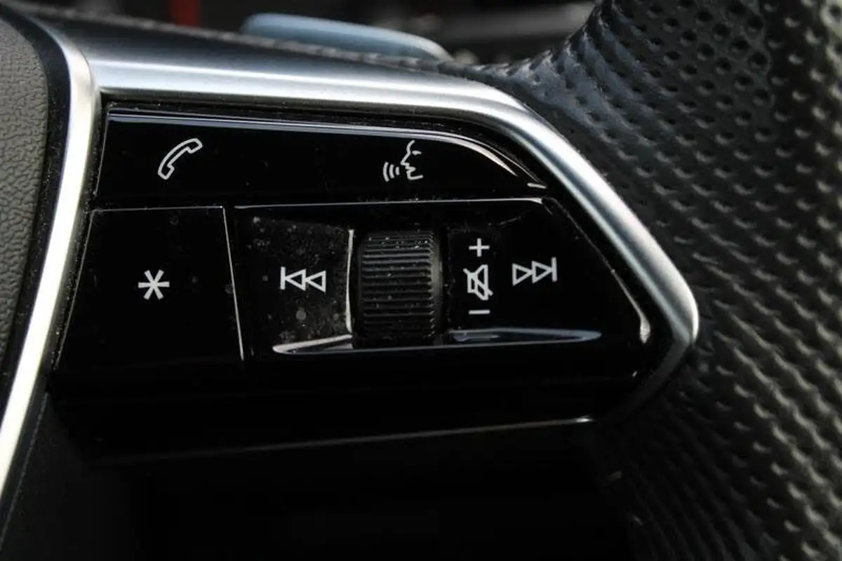 2019-audi-a6-avant-20-40-tdi-s-line-big-22