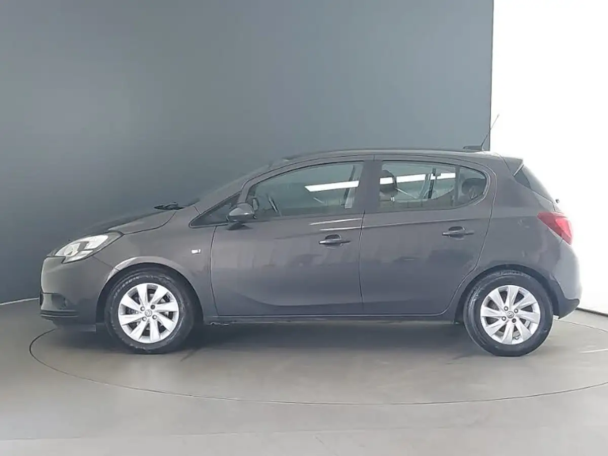 2016-vauxhall-corsa-14i-design-75ps-ecoflex-5d-big-3