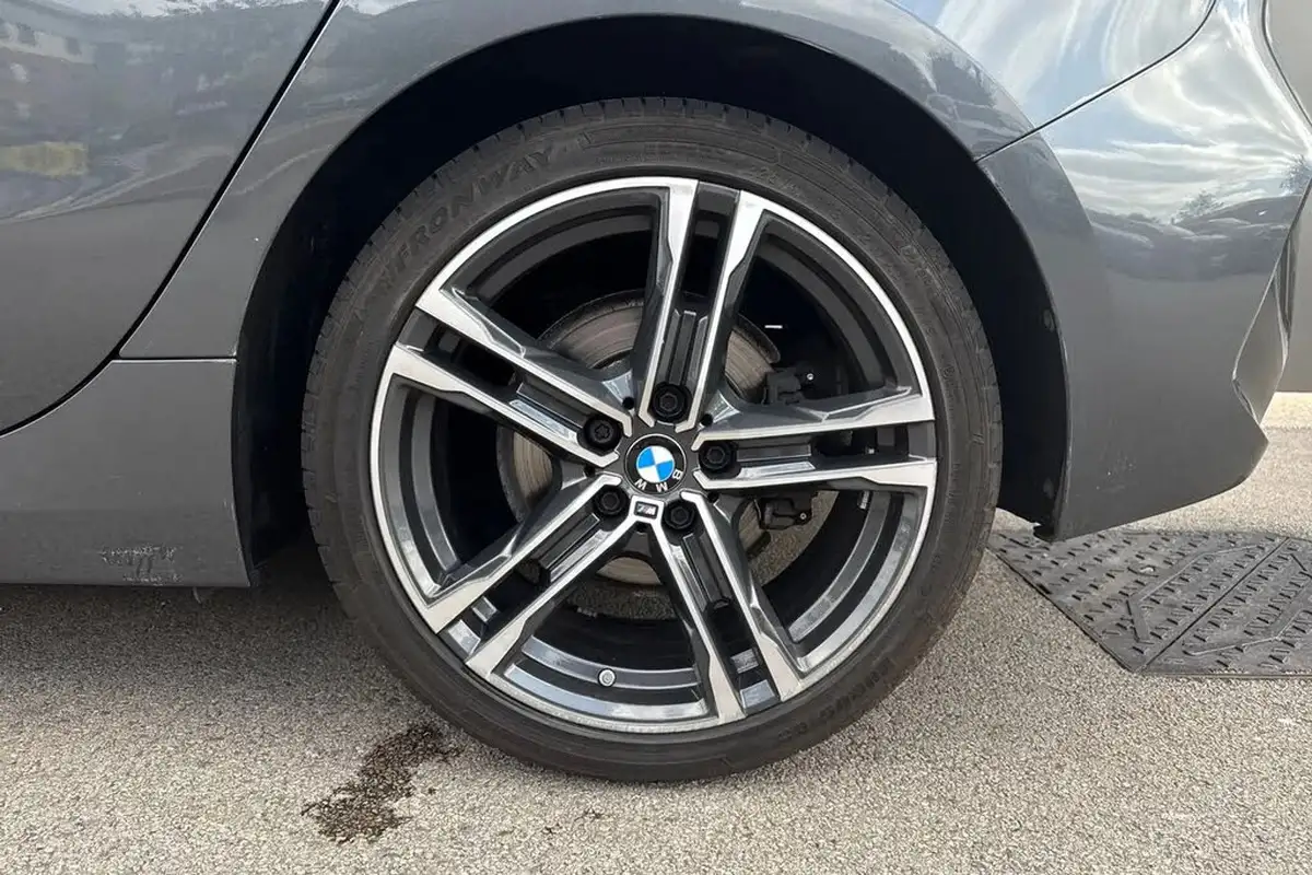 2021-bmw-1-series-15-118i-m-sport-lcp-big-23