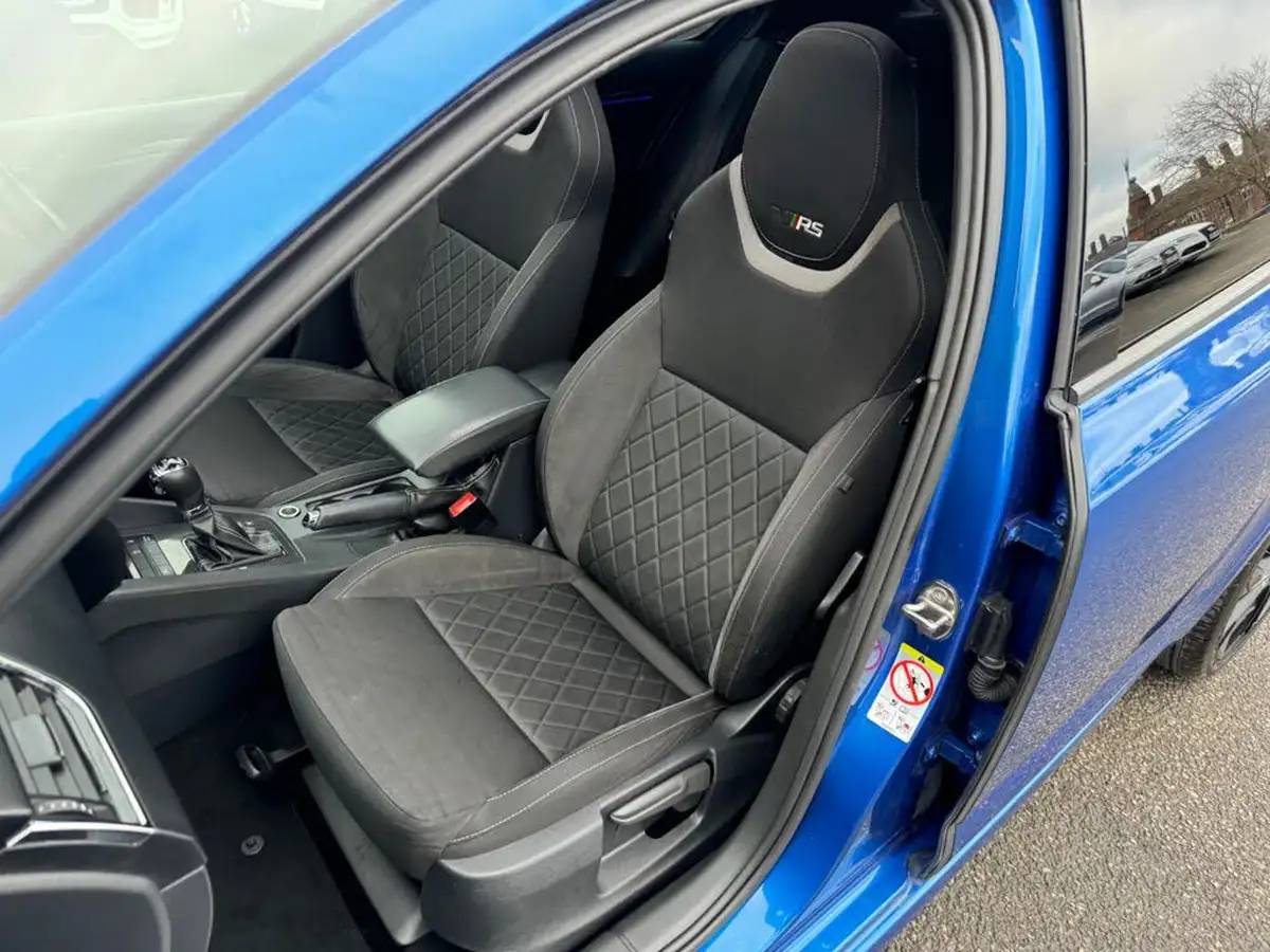 2018-skoda-octavia-20tdi-vrs-hatchback-dsg-big-18