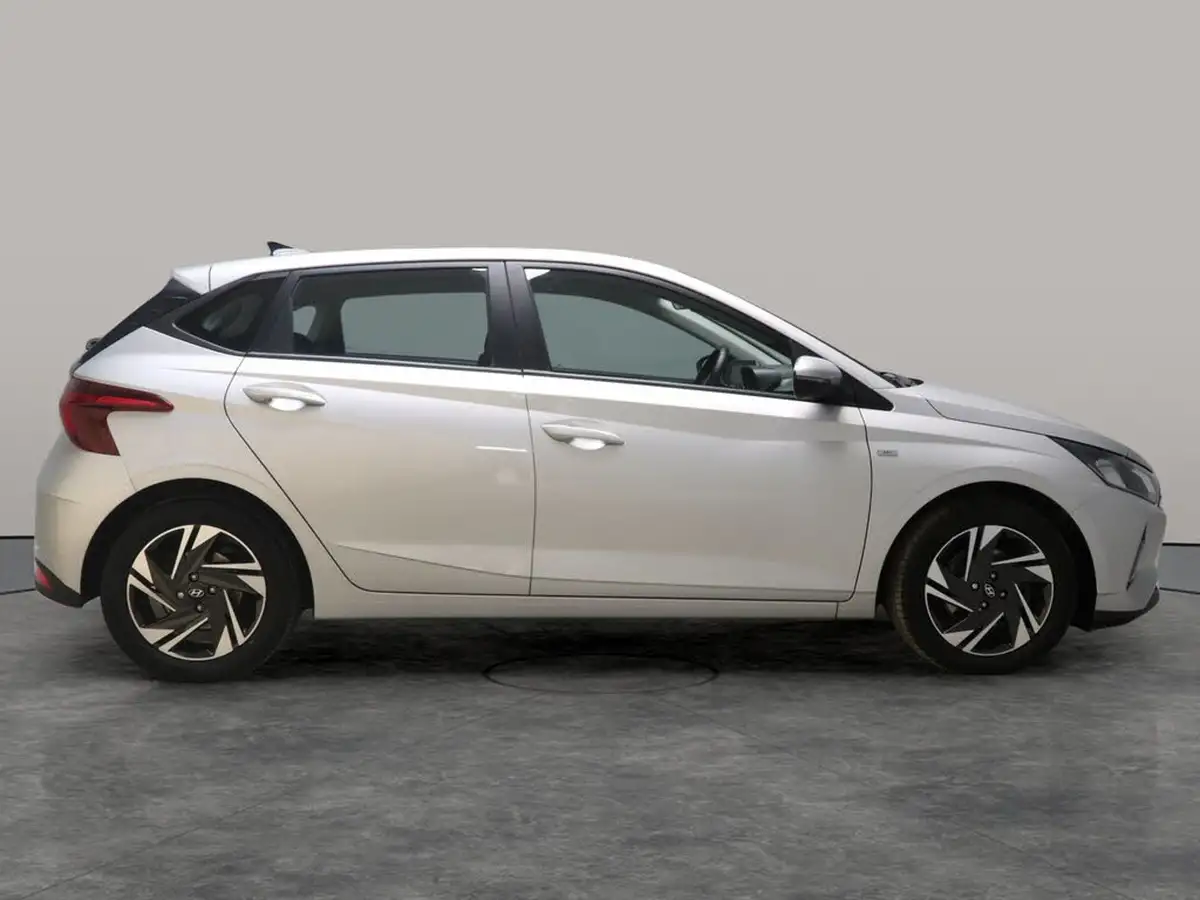 2021-hyundai-i20-10-t-gdi-se-connect-eclutch-imt-big-8