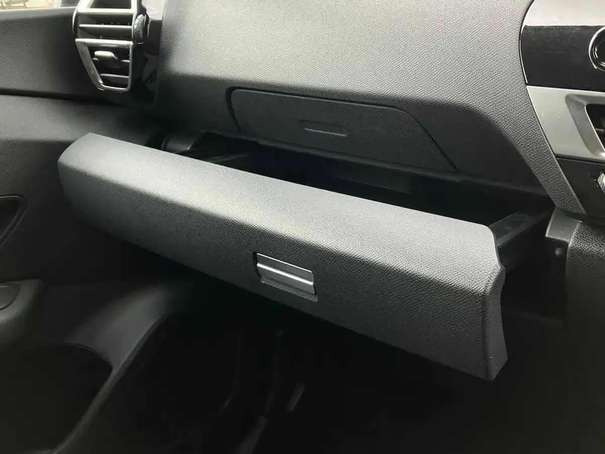 2023-citroen-c4-12-puretech-c-series-edition-big-52