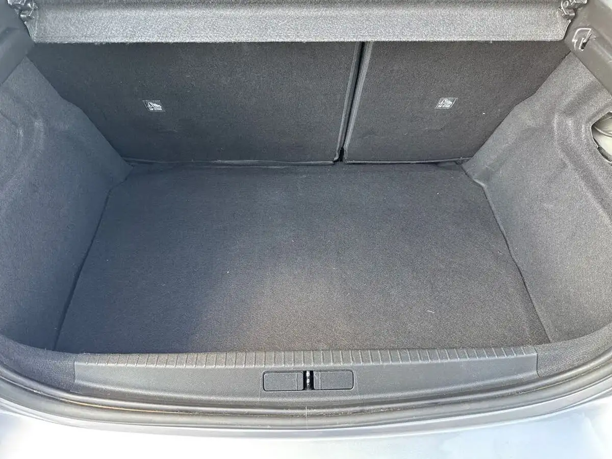 2021-vauxhall-corsa-12i-se-big-11