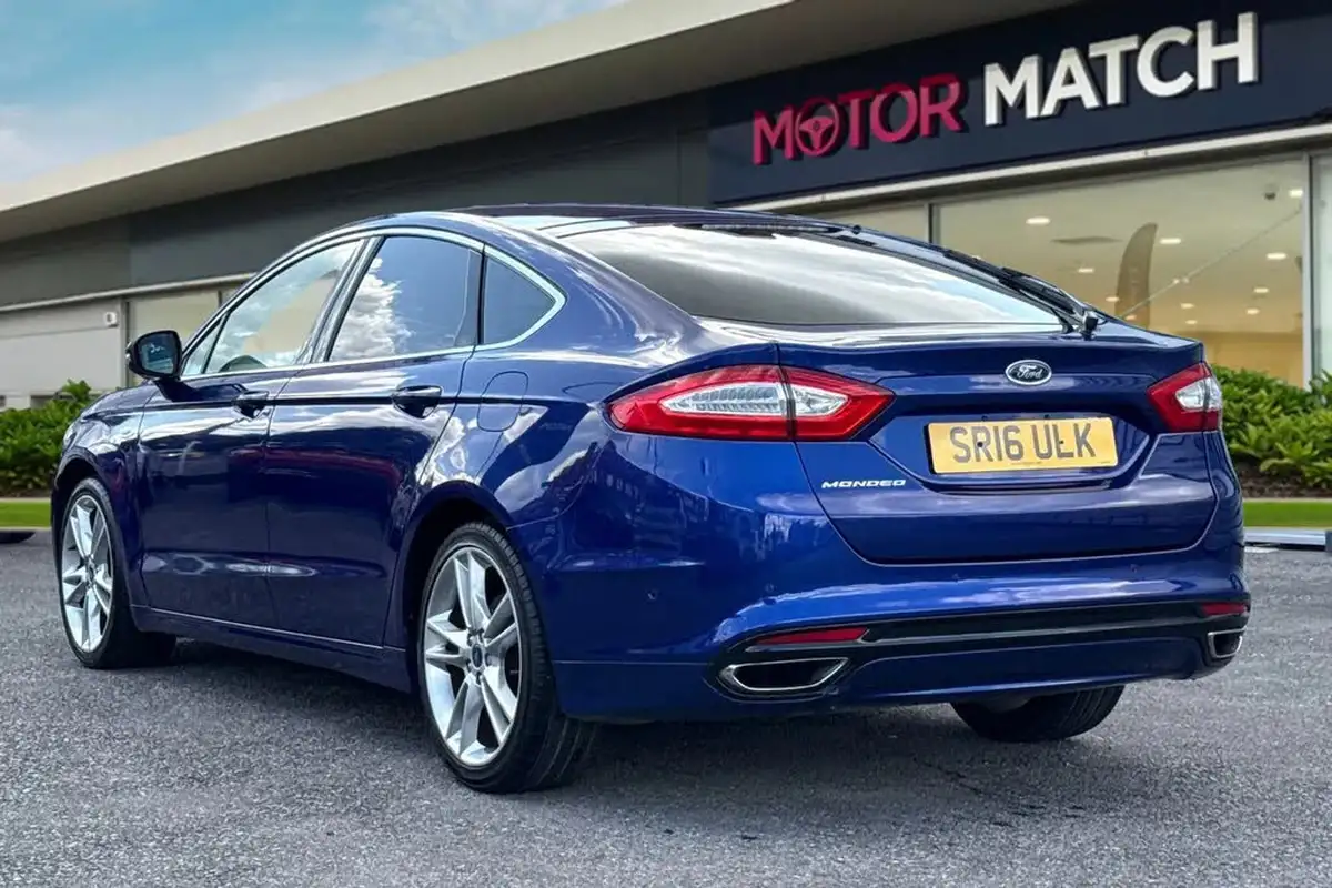 2016-ford-mondeo-20tdci-titanium-180ps-hatchback-big-1