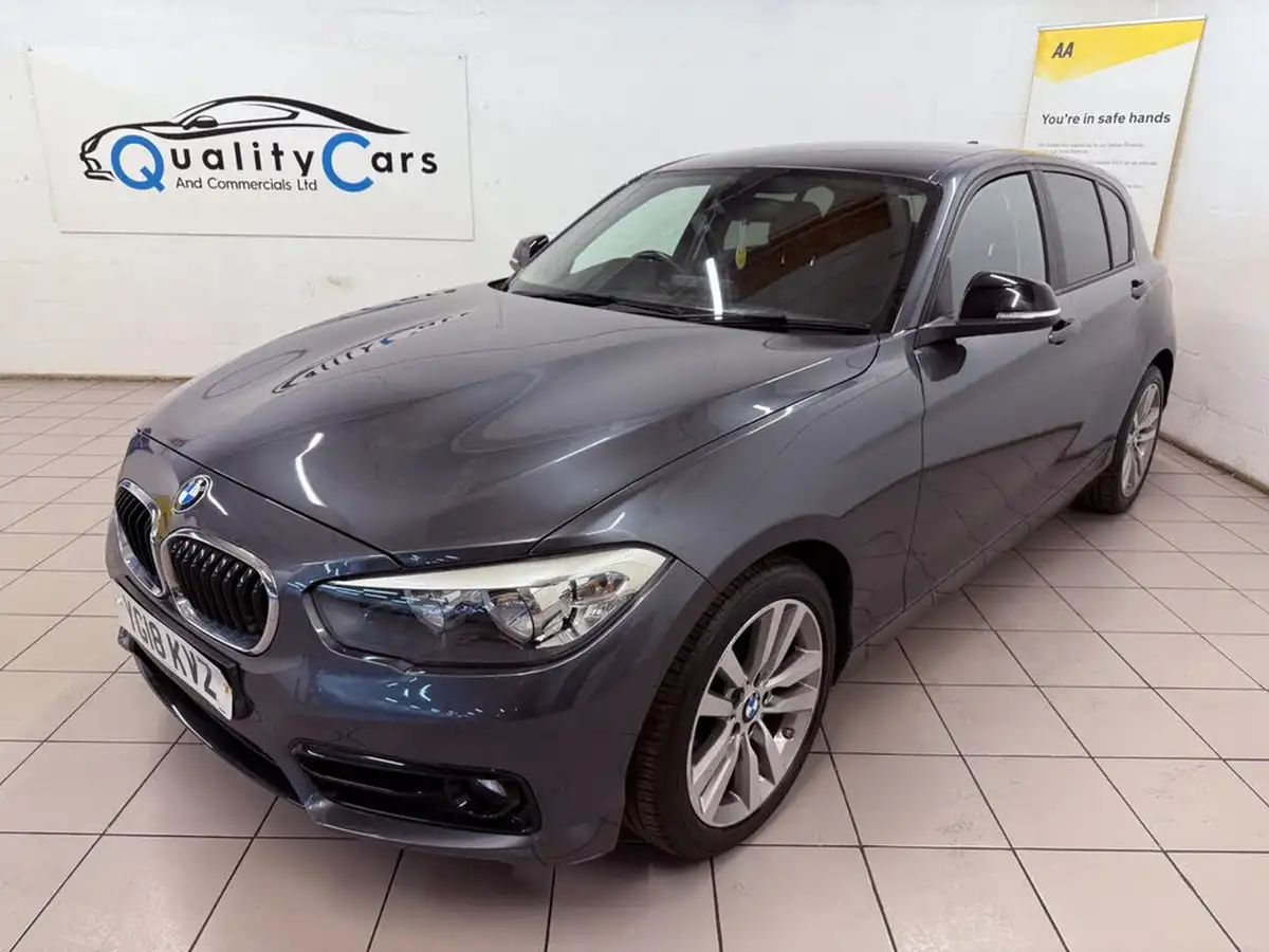 2018-bmw-1-series-15-118i-se-5d-big-0