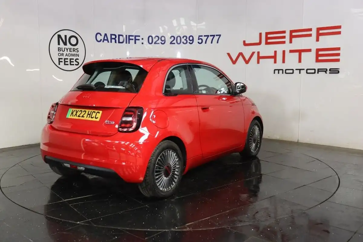 2022-fiat-500-e-red-117bhp-big-4
