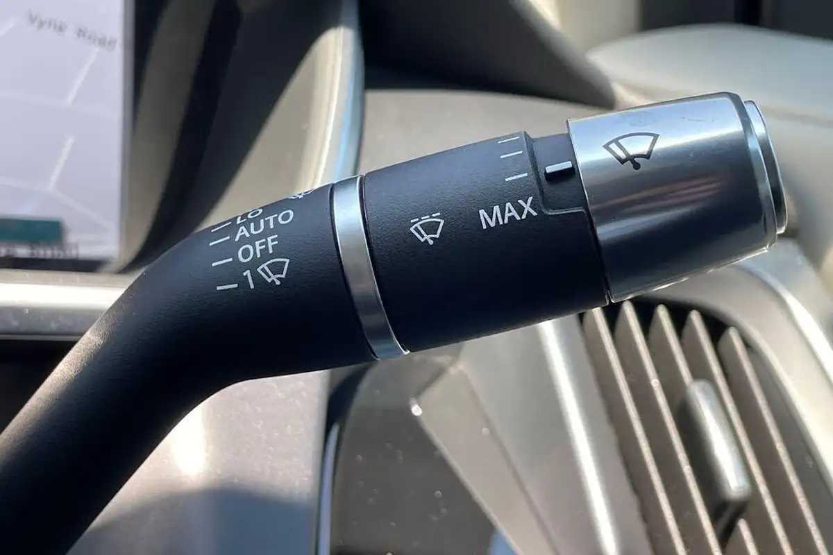 2021-jaguar-i-pace-ev400-se-big-57