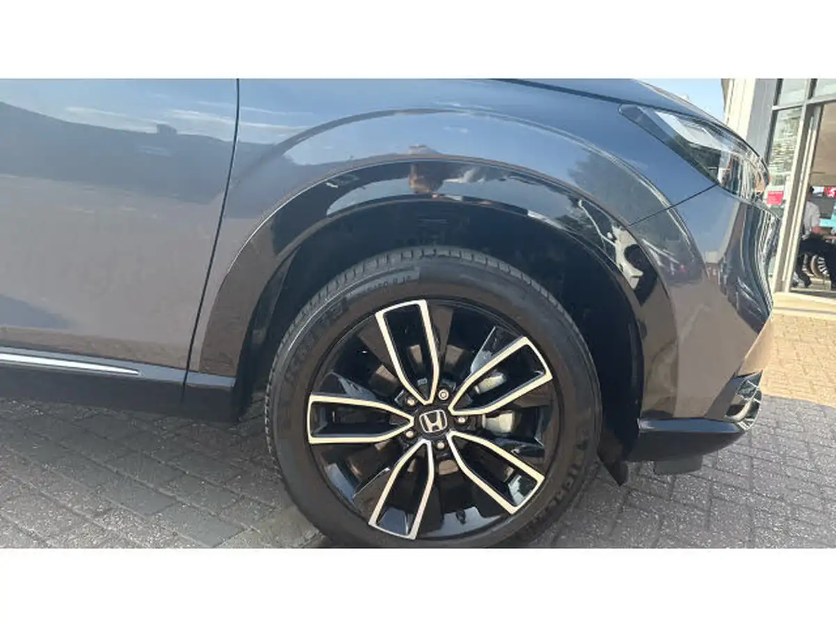 2022-honda-hr-v-15-i-mmd-advance-big-24