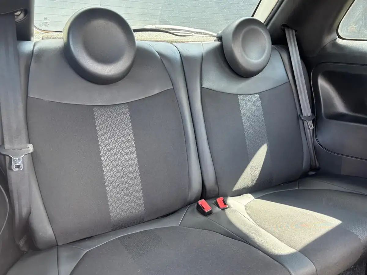2015-fiat-500-12-s-big-30