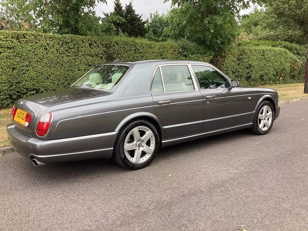 2003-bentley-arnage-68-t-big-31