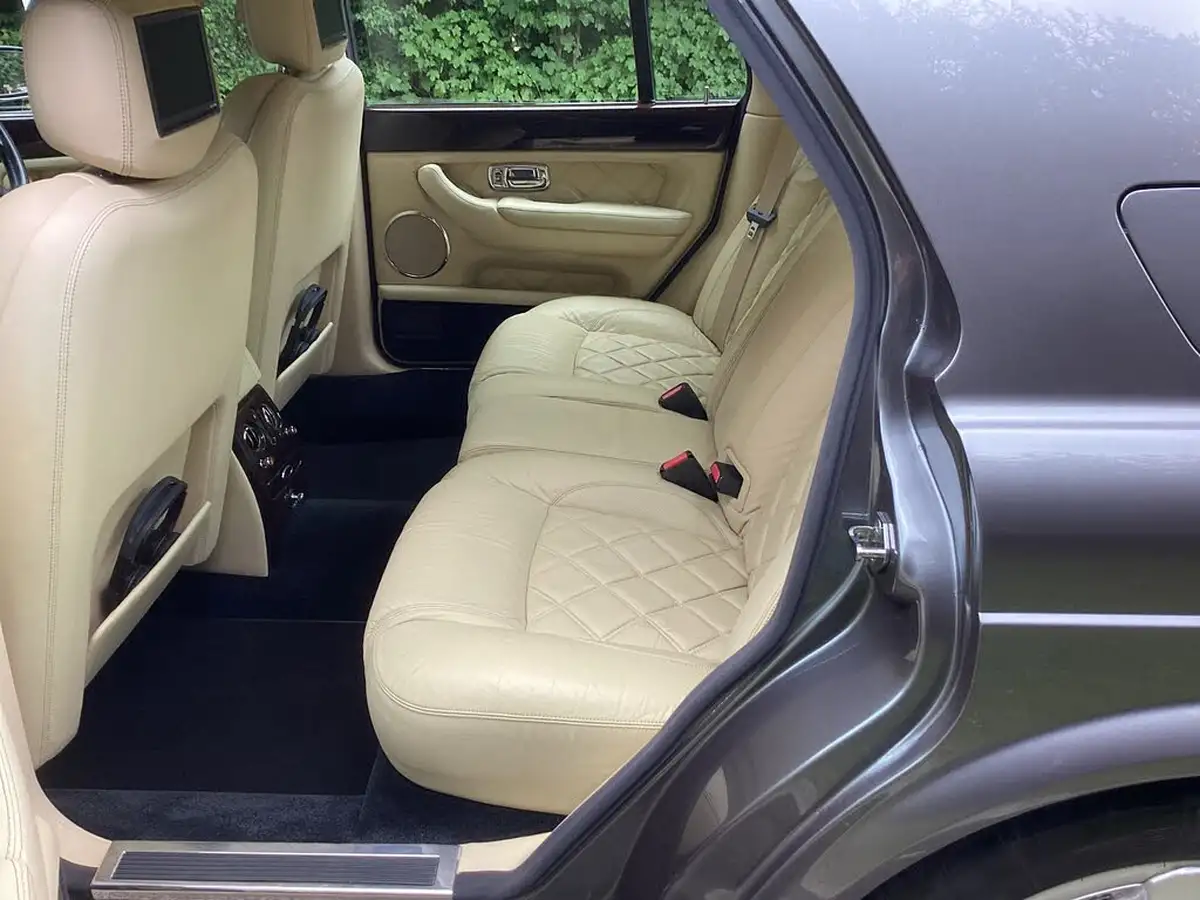 2003-bentley-arnage-68-t-big-3