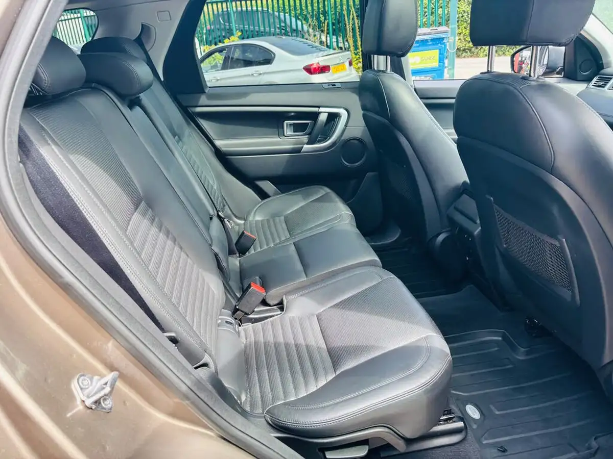 2015-land-rover-discovery-sport-22td-hse-luxury-auto-big-23