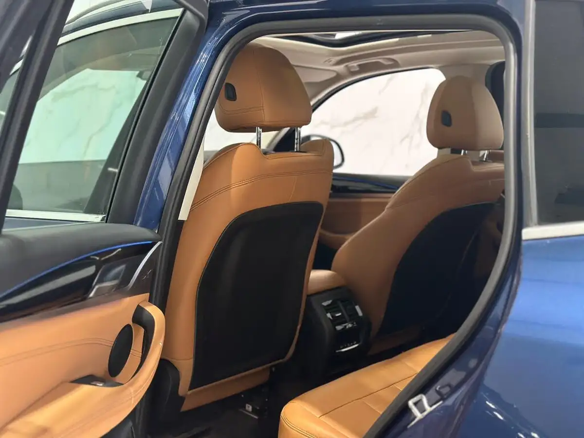 2021-bmw-x3-20-xdrive-30e-xline-big-42