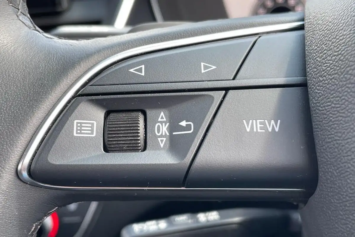 2022-audi-q5-20-45-tfsi-sportback-big-17