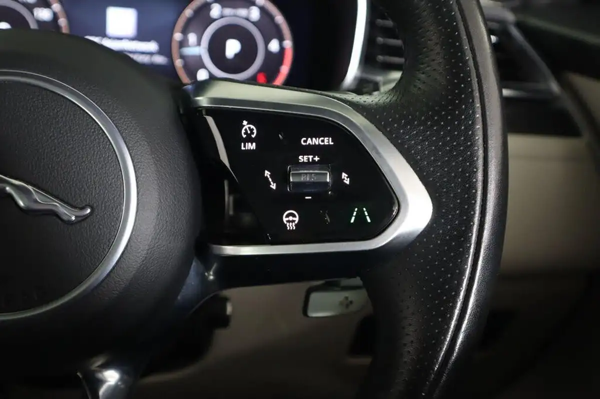 2021-jaguar-f-pace-20-d200-r-dynamic-hse-mhev-big-15