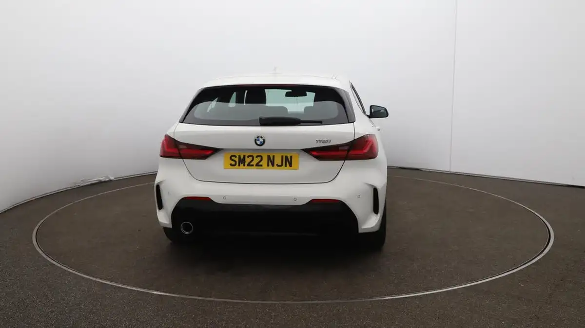 2022-bmw-1-series-15-118i-m-sport-lcp-big-56