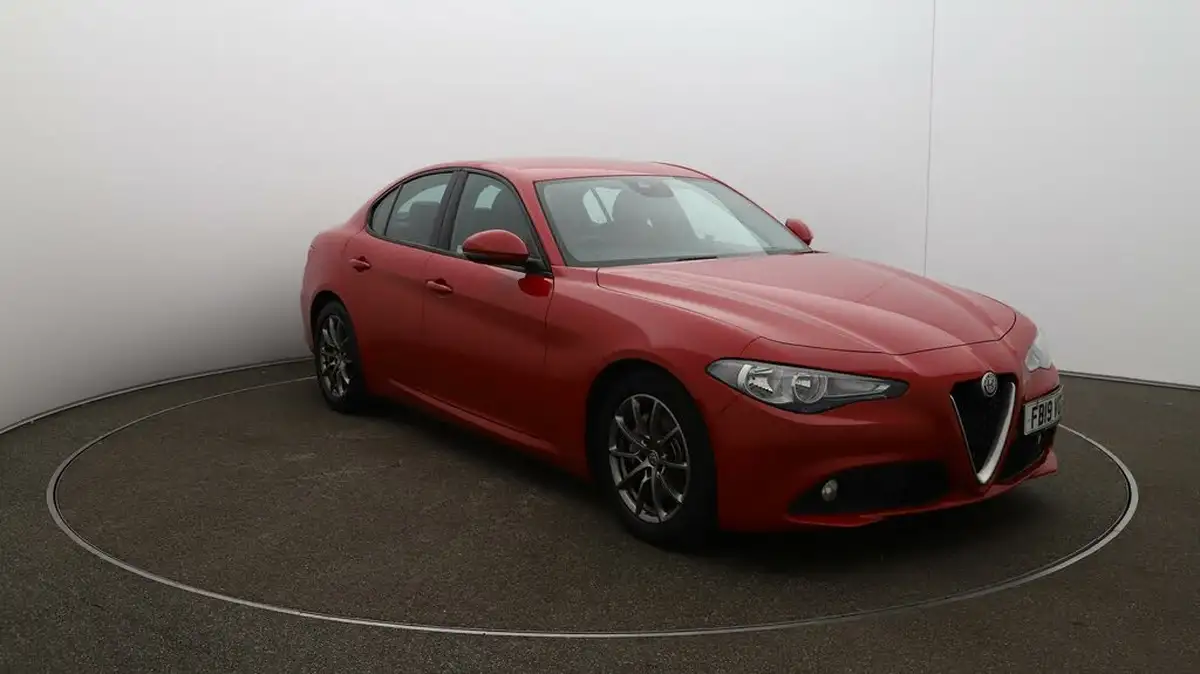 2019-alfa-romeo-giulia-22td-super-150bhp-big-41