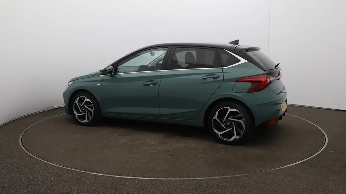 2022-hyundai-i20-10-t-gdi-ultimate-dct-big-38