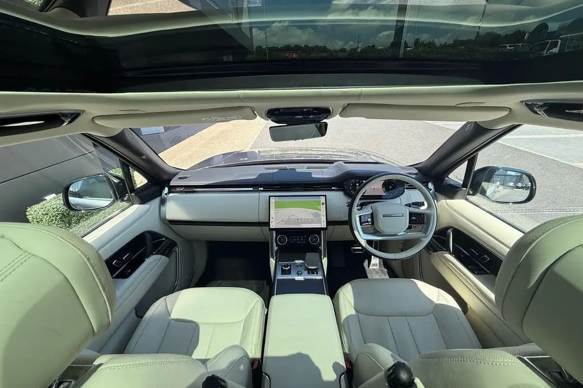 2024-land-rover-range-rover-30-d350-se-big-2