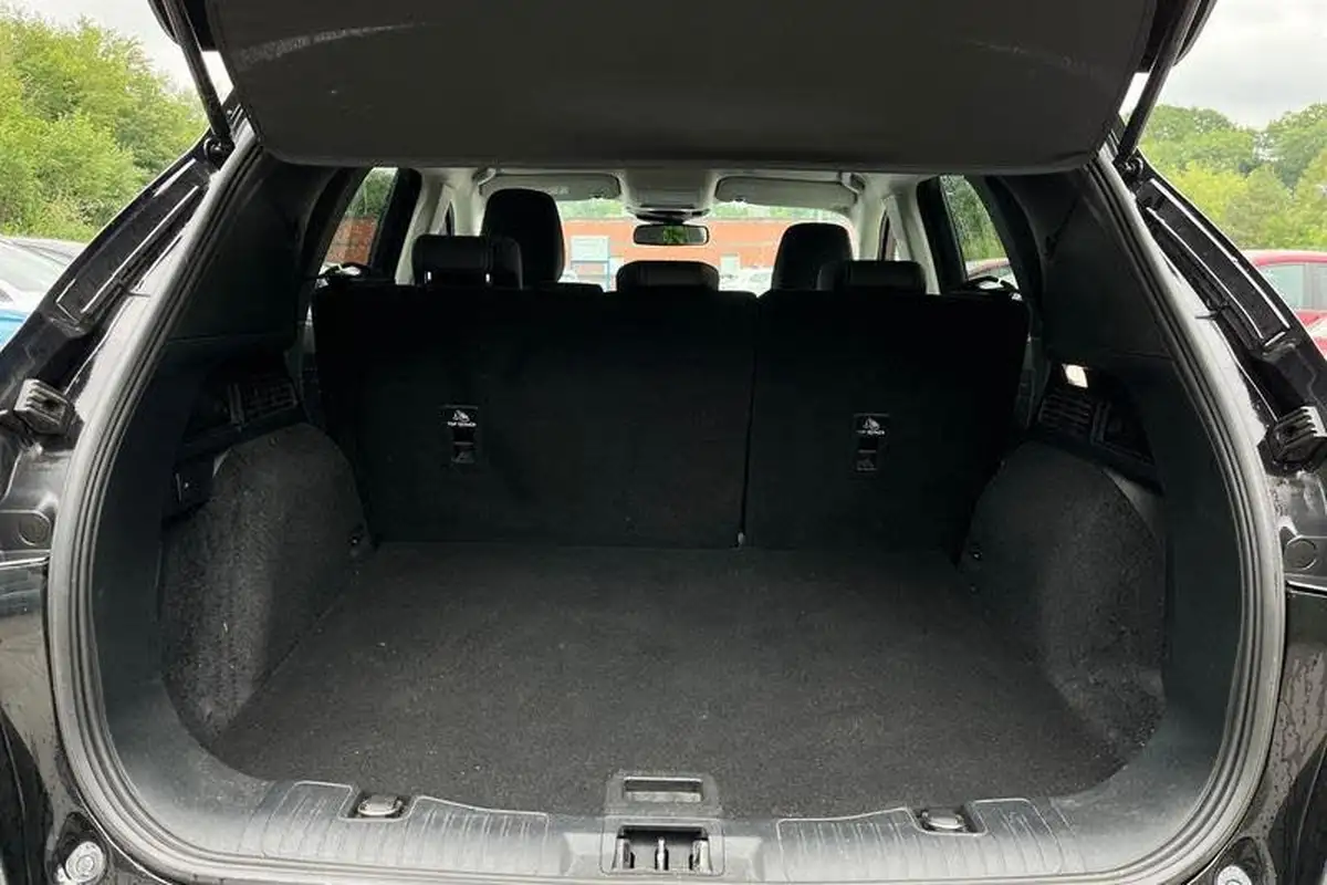 2020-ford-kuga-25t-titanium-first-edition-big-20
