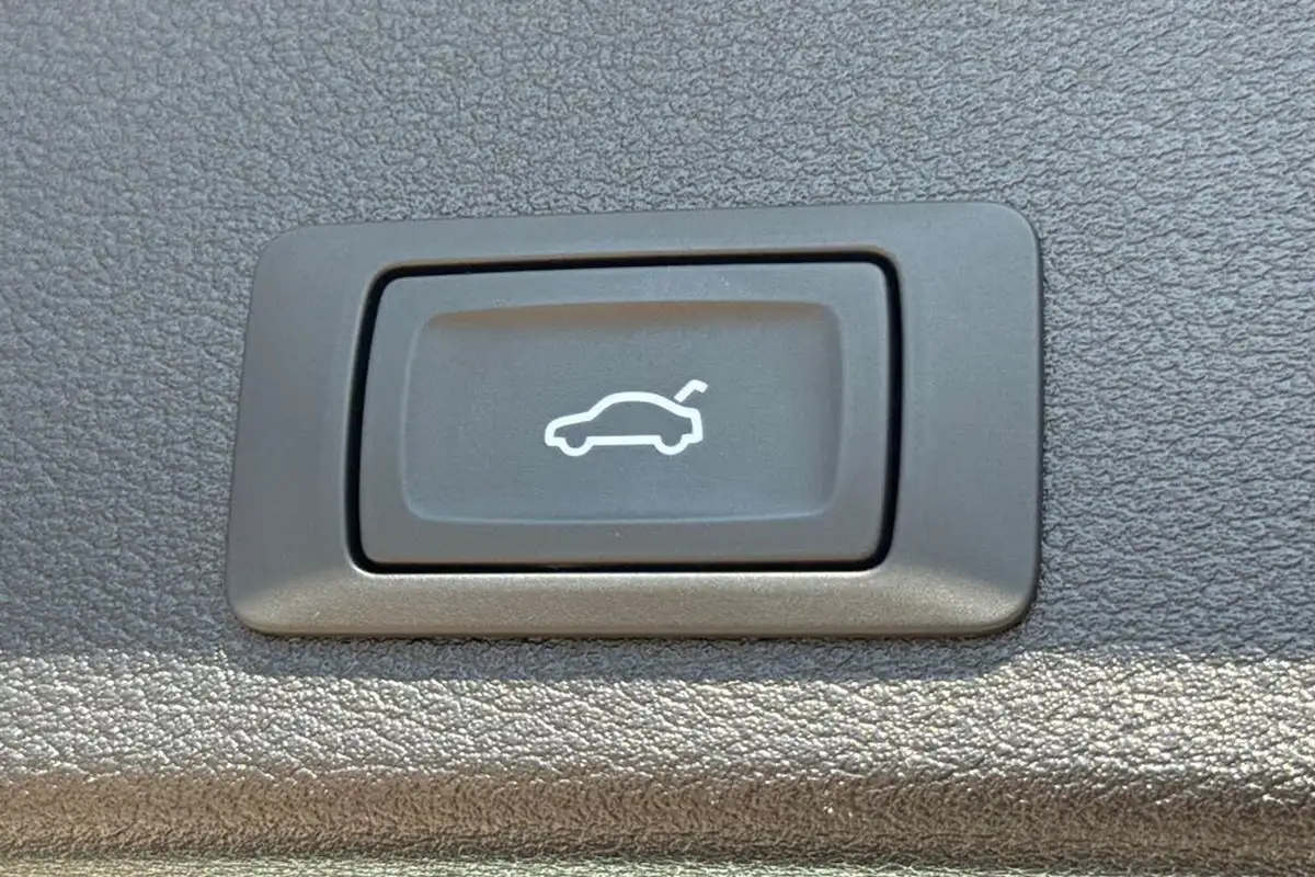 2022-audi-a4-avant-20-35-tdi-technik-big-30