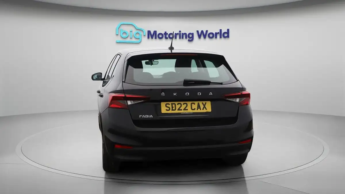 2022-skoda-fabia-10-mpi-se-comfort-big-6