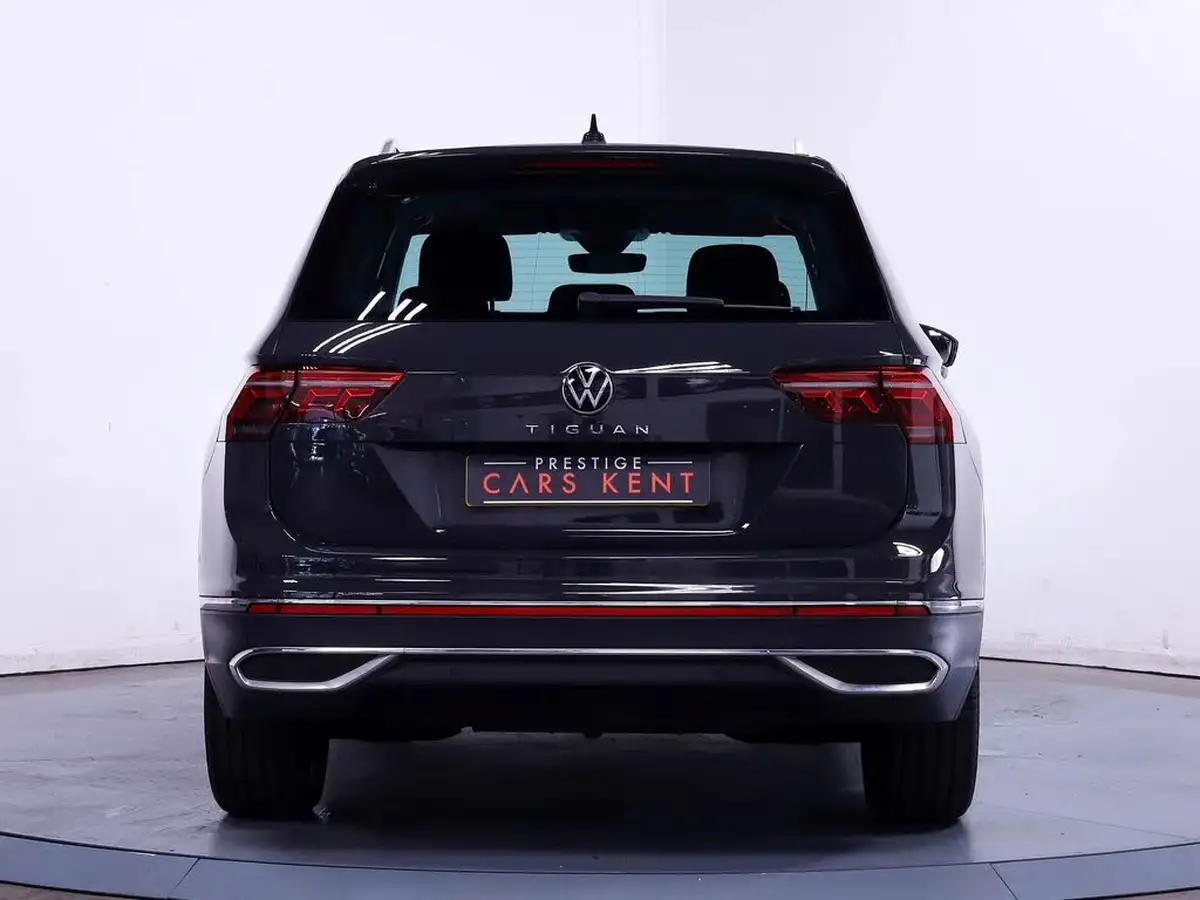 2023-volkswagen-tiguan-15-tsi-elegance-big-10