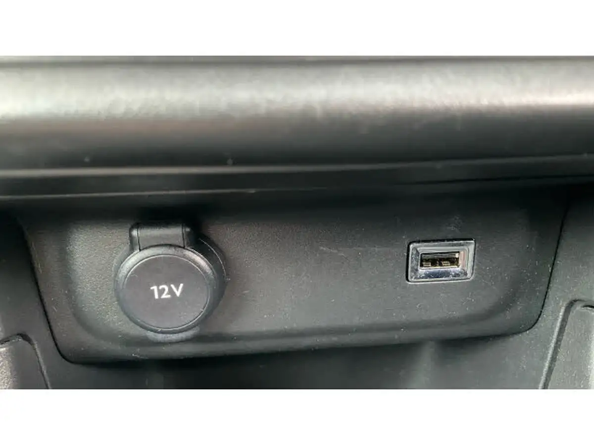 2023-citroen-c3-12-puretech-c-series-edition-83ps-ss-big-30