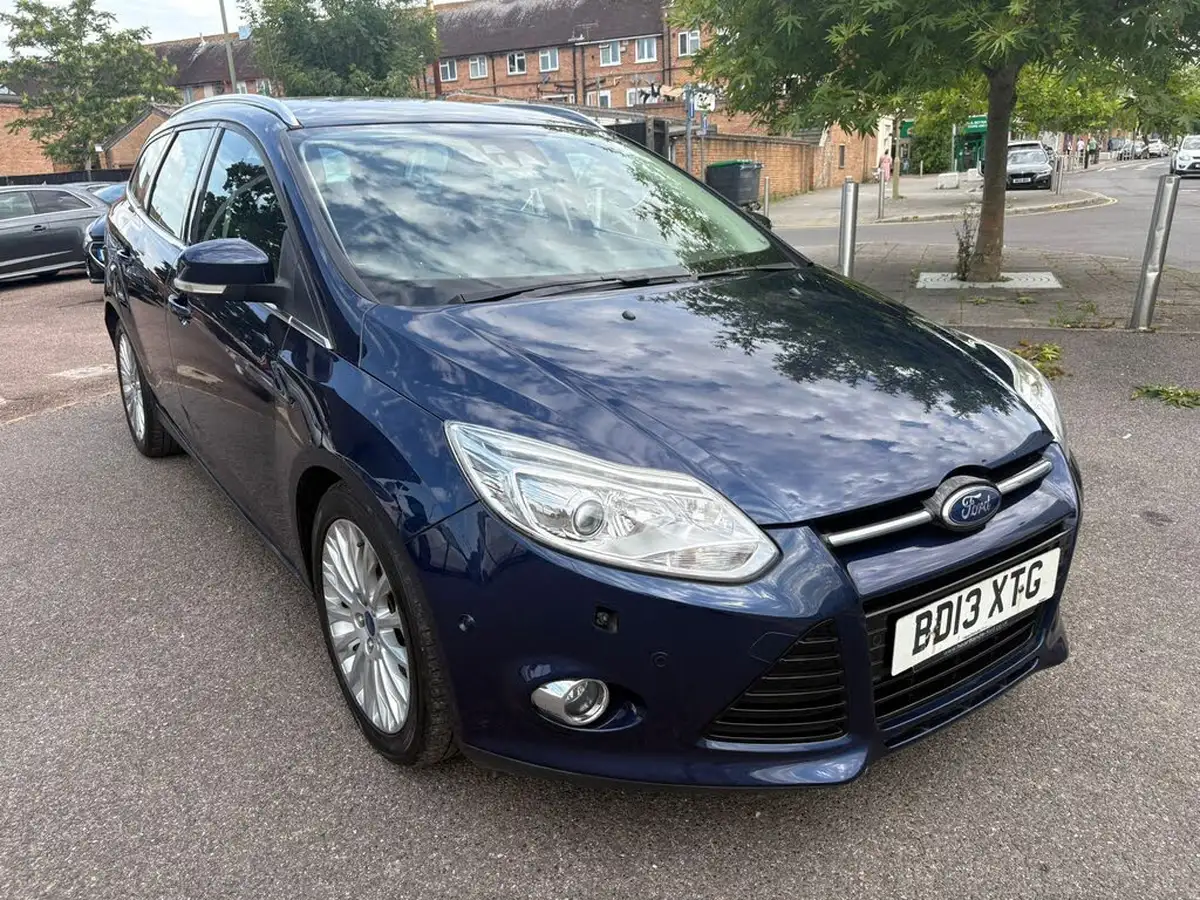 2013-ford-focus-20td-titanium-x-estate-big-0