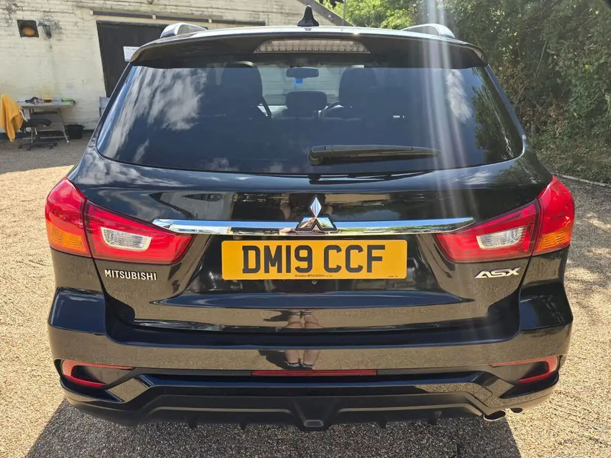 2019-mitsubishi-asx-16-black-big-6
