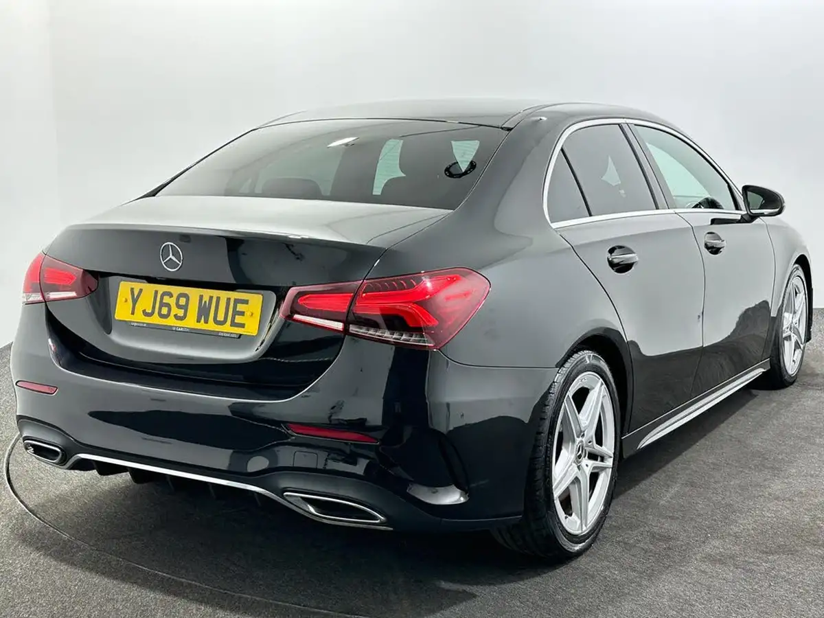 2019-mercedes-benz-a-class-13-a200-amg-line-saloon-4d-big-7