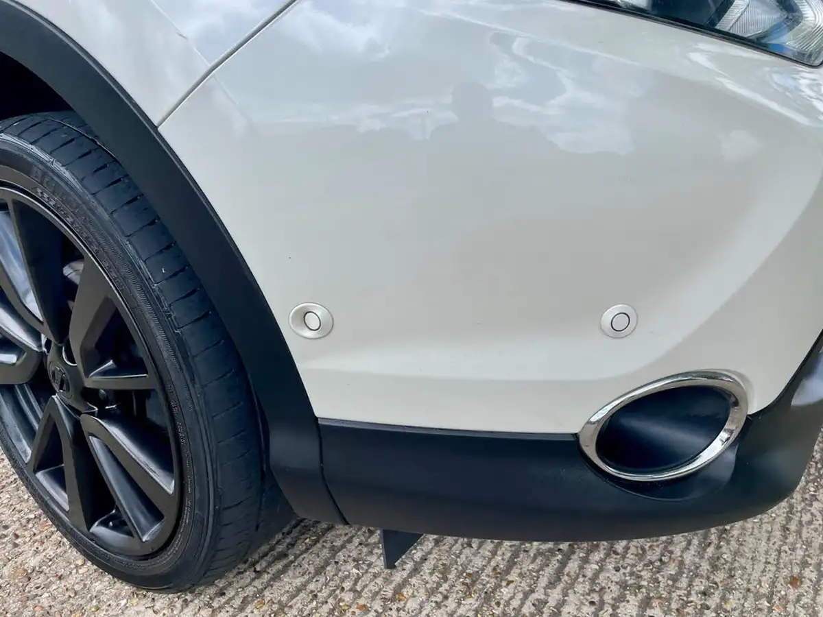 2017-nissan-qashqai-15dci-tekna-big-38