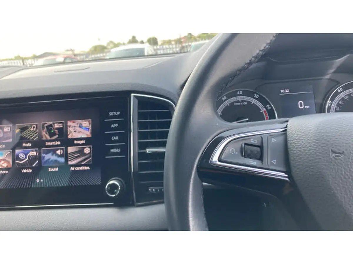 2019-skoda-karoq-15-tsi-se-big-20
