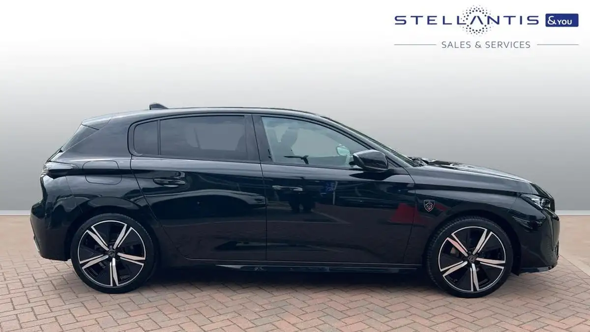 2023-peugeot-308-12-puretech-gt-130ps-ss-eat8-big-1