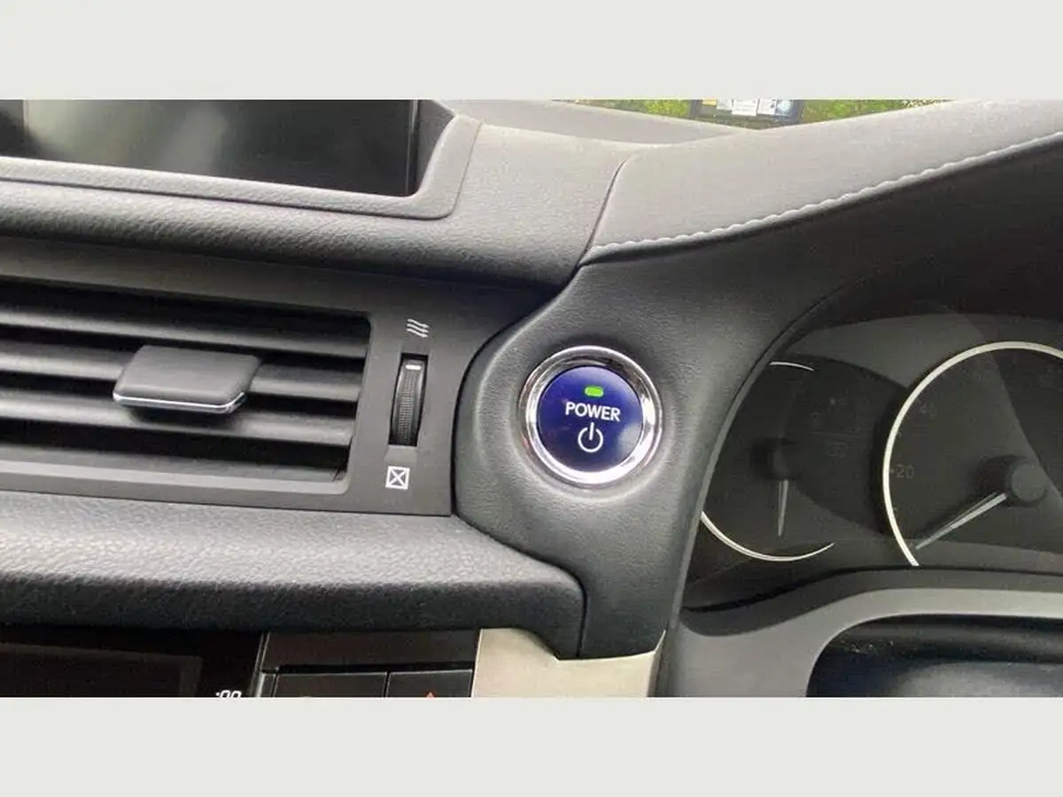 2014-lexus-ct-200h-18-advance-big-20