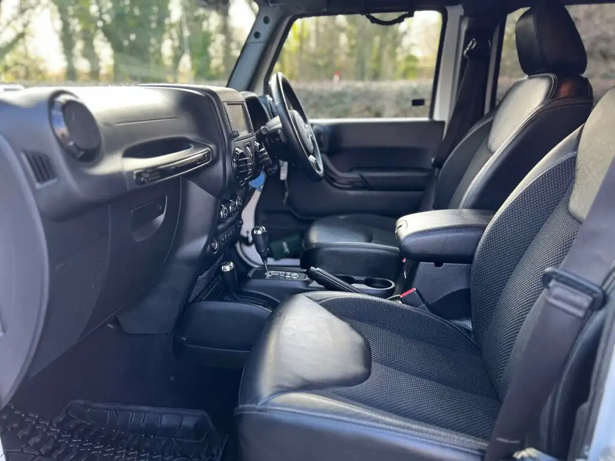 2018-jeep-wrangler-28crd-night-eagle-big-21