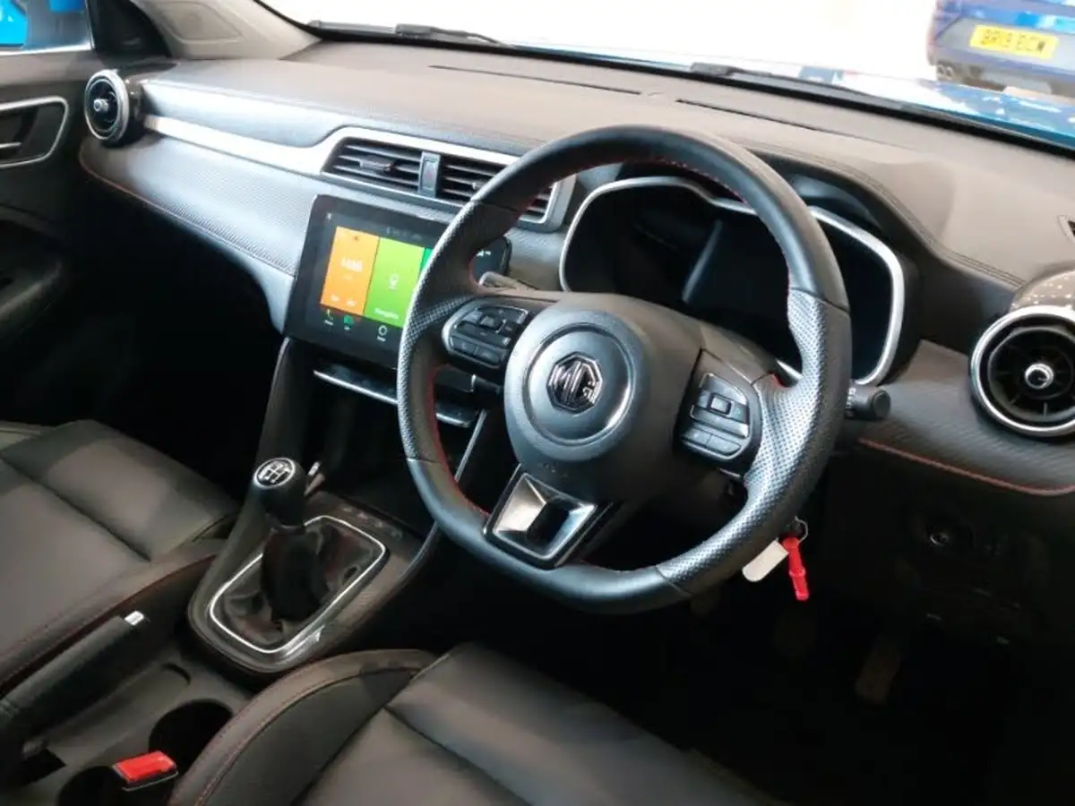 2024-mg-zs-suv-15-vti-tech-exclusive-big-11