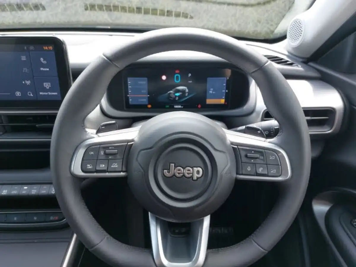 2024-jeep-avenger-12-gse-summit-e-hybrid-48v-auto-big-16