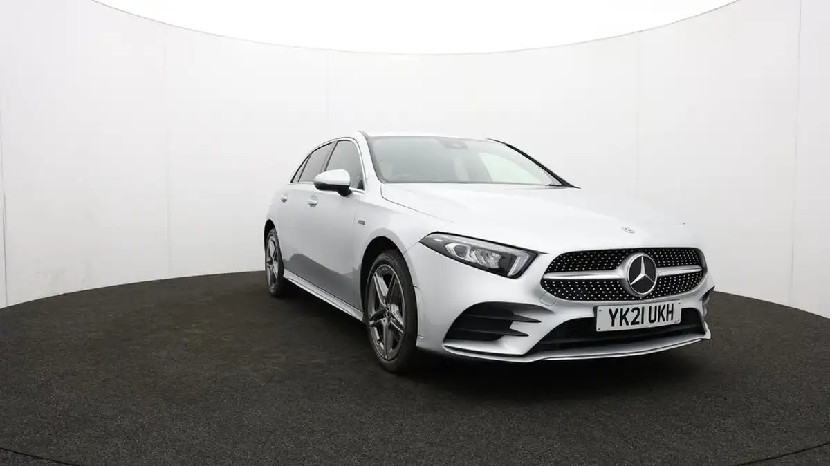 2021-mercedes-benz-a-class-13-a250e-amg-line-hatchback-5d-big-50
