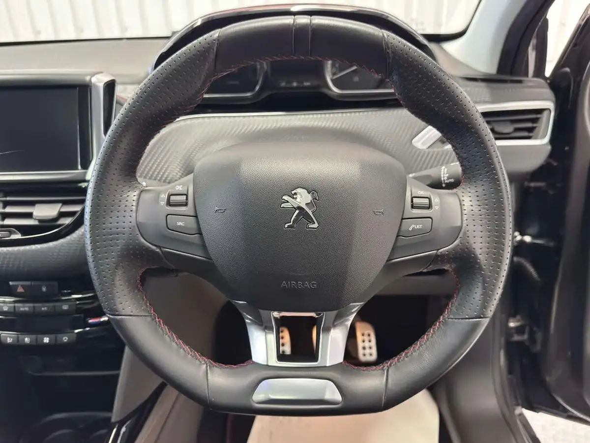 2019-peugeot-2008-suv-12-puretech-gt-line-110bhp-eat6-big-16