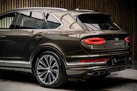 2024-bentley-bentayga-small-16
