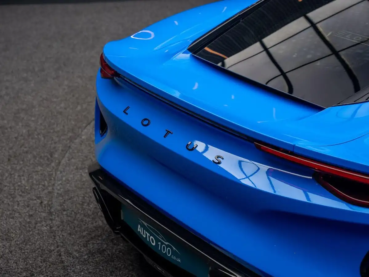 2023-lotus-emira-35-first-edition-v6-big-26