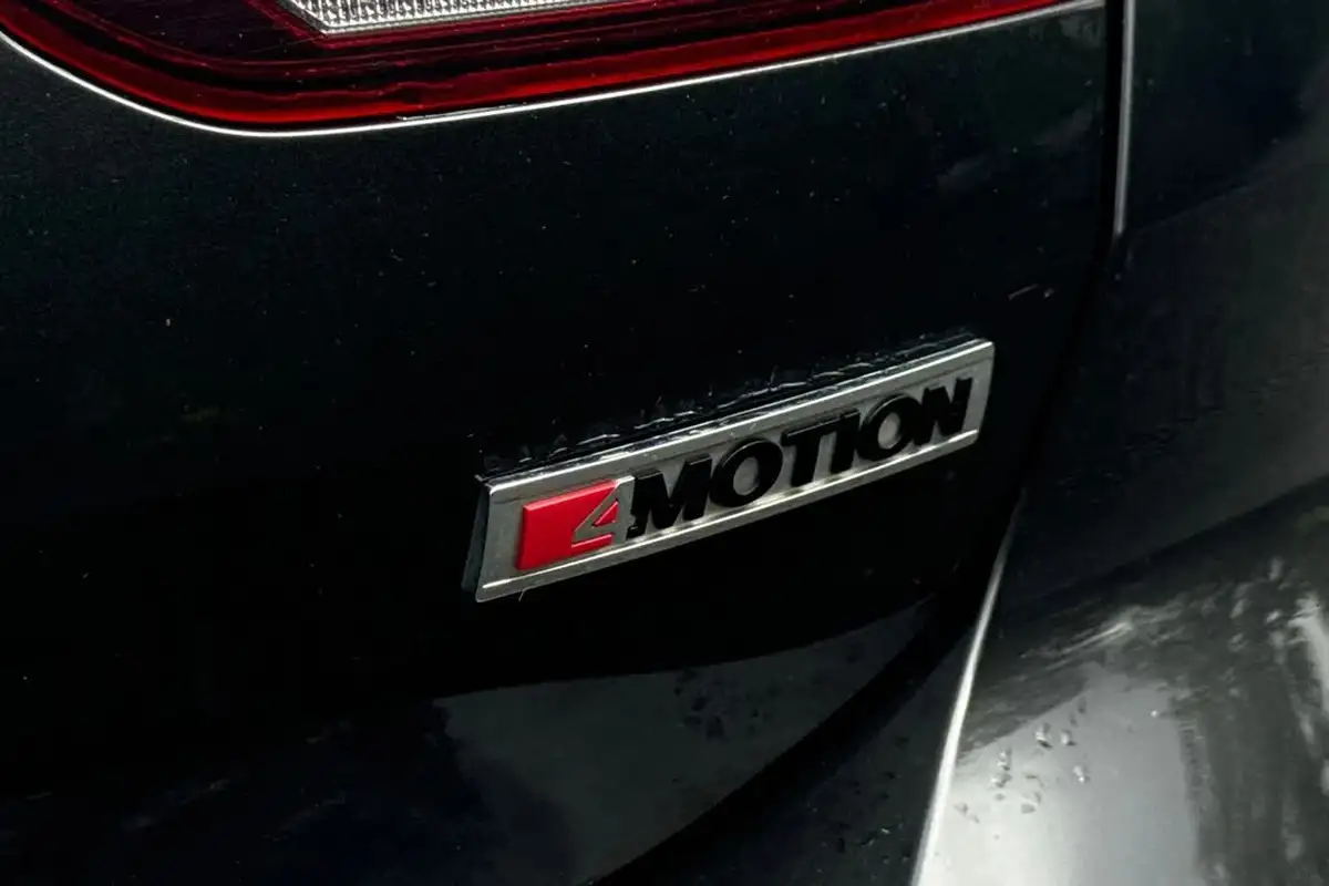 2020-volkswagen-arteon-20-tsi-r-line-edition-272ps-4motion-big-30