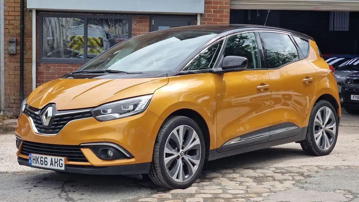 2016-renault-scenic-15dci-dynamique-s-nav-edc-auto-big-2