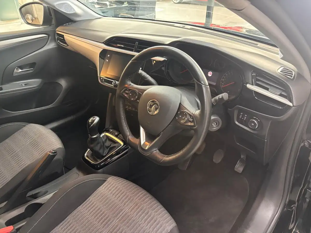 2022-vauxhall-corsa-12i-design-big-30
