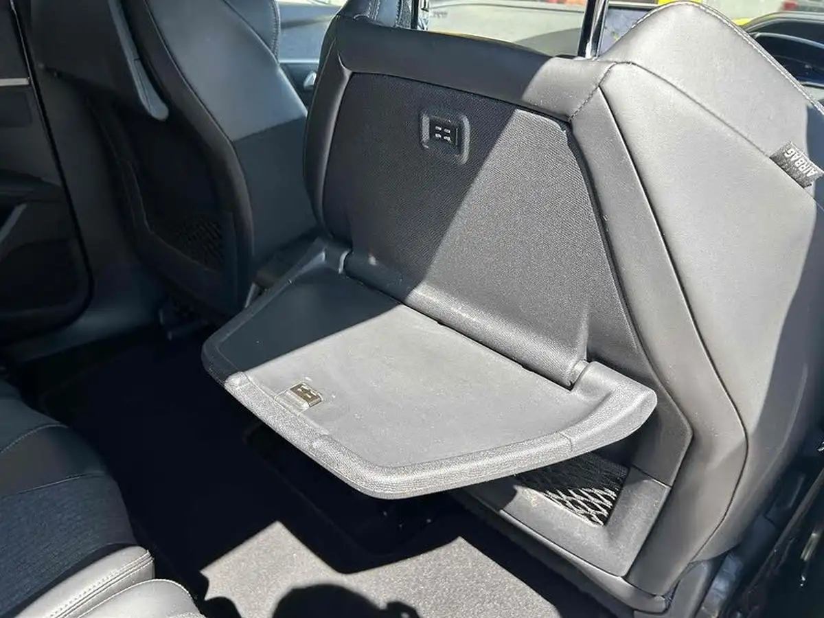 2018-peugeot-5008-suv-12-puretech-gt-line-big-50
