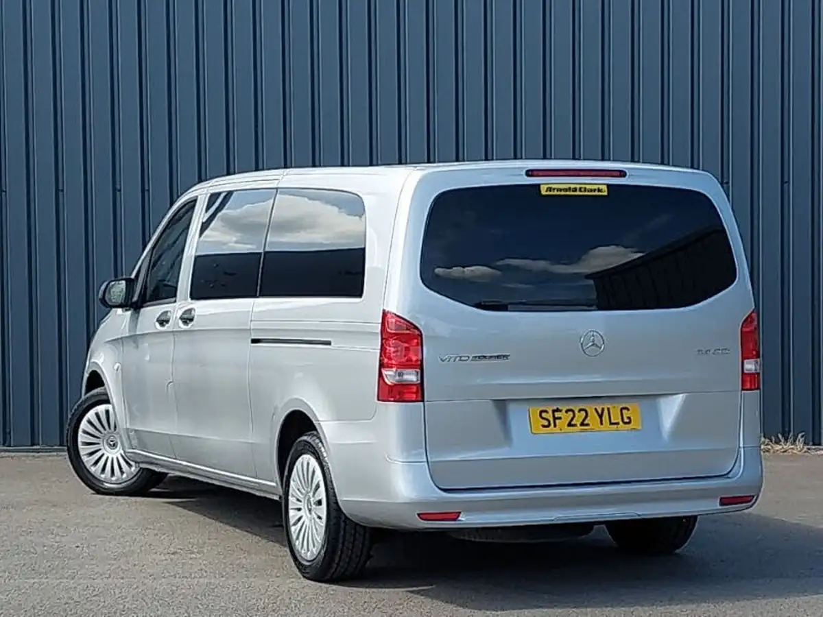 2021-mercedes-benz-vito-20cdi-114-tourer-pro-l3-big-1