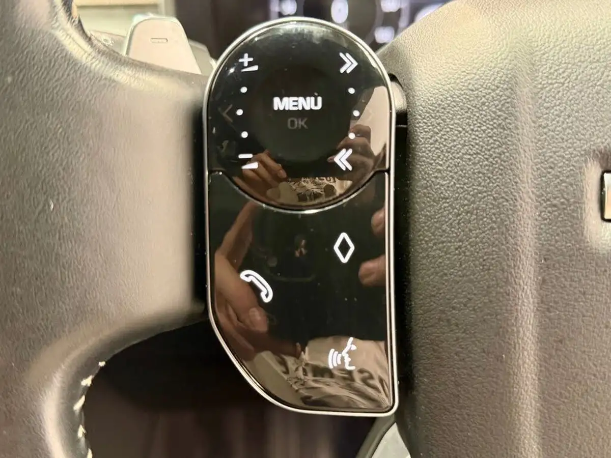 2020-land-rover-discovery-30-sd6-hse-big-13