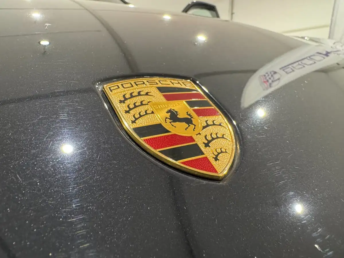 2022-porsche-cayenne-40-v8-turbo-station-wagon-big-55