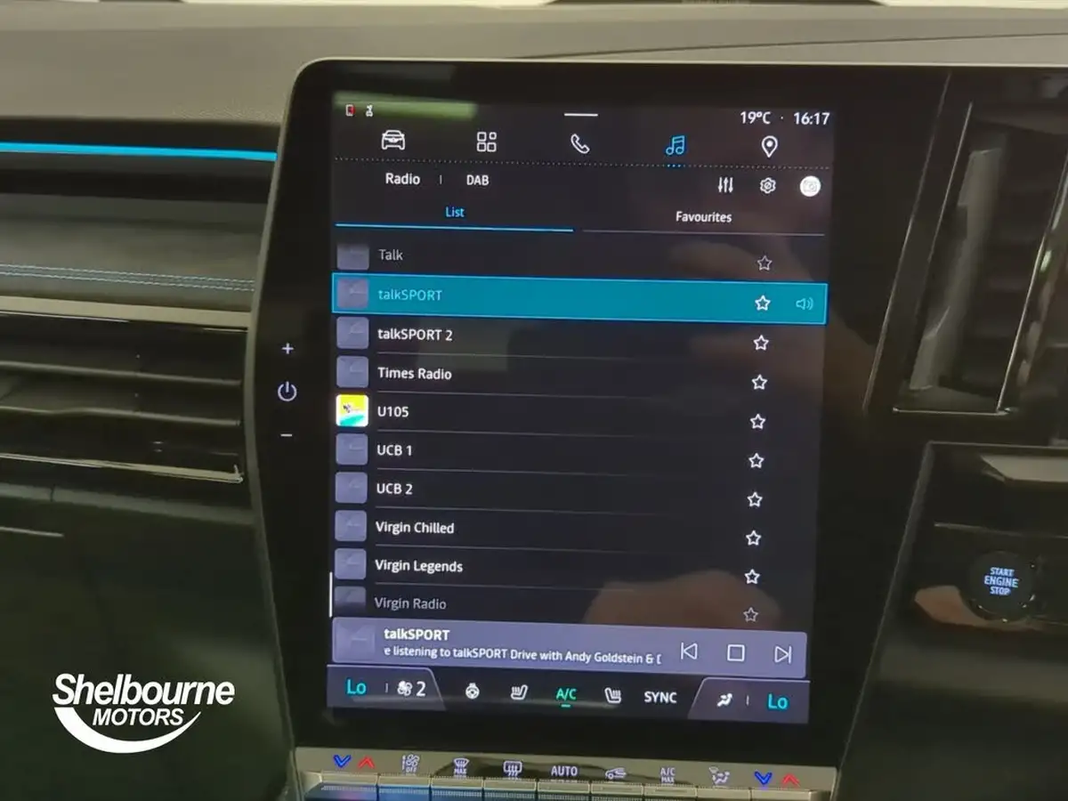 2024-renault-austral-12-iconic-esprit-alpine-big-27